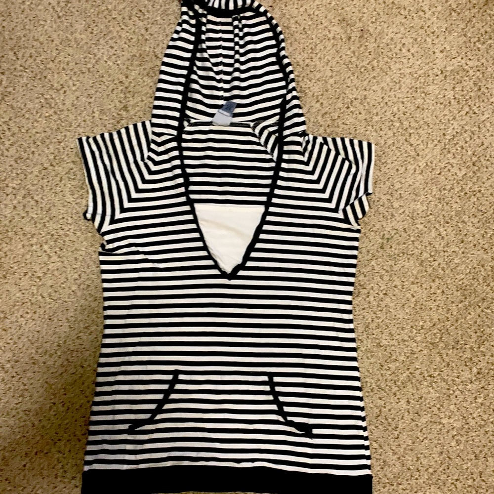 JW (Div. Of Junction West) || Hooded Pocket Tshirt